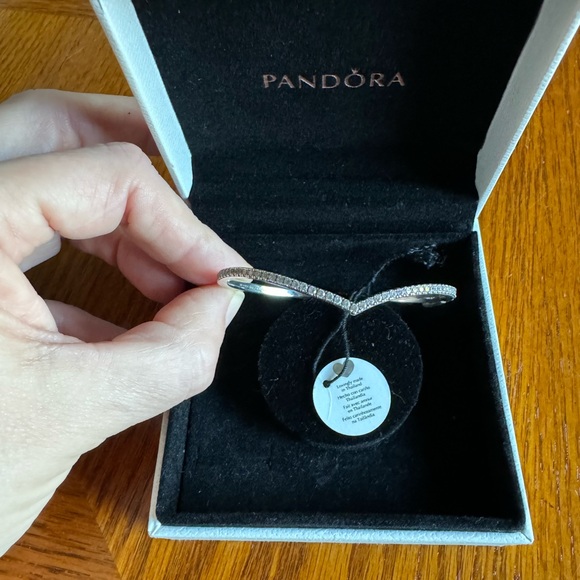 Genuine Pandora Sterling Silver Sparkling Wishbone Bangle - Picture 3 of 4